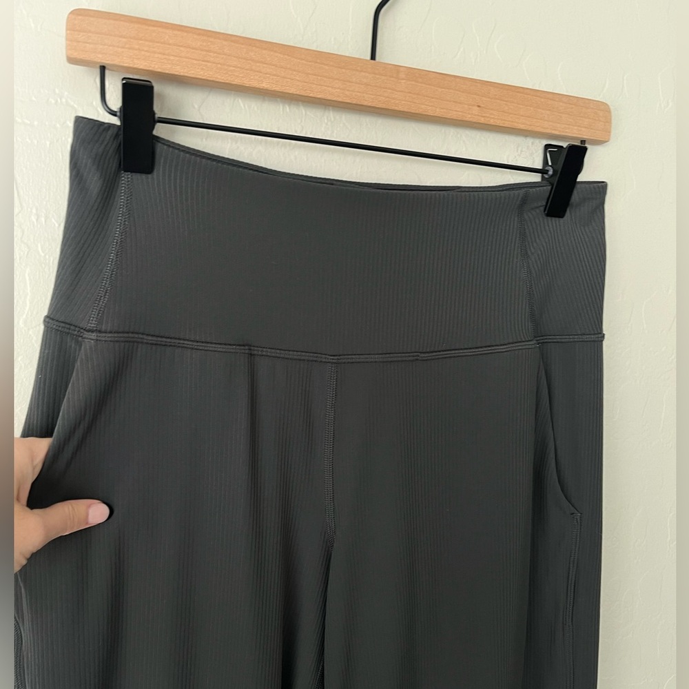 Lululemon Align Ribbed High-Rise Wide-Leg Pant Graphite Grey 8 - Picture 9 of 11